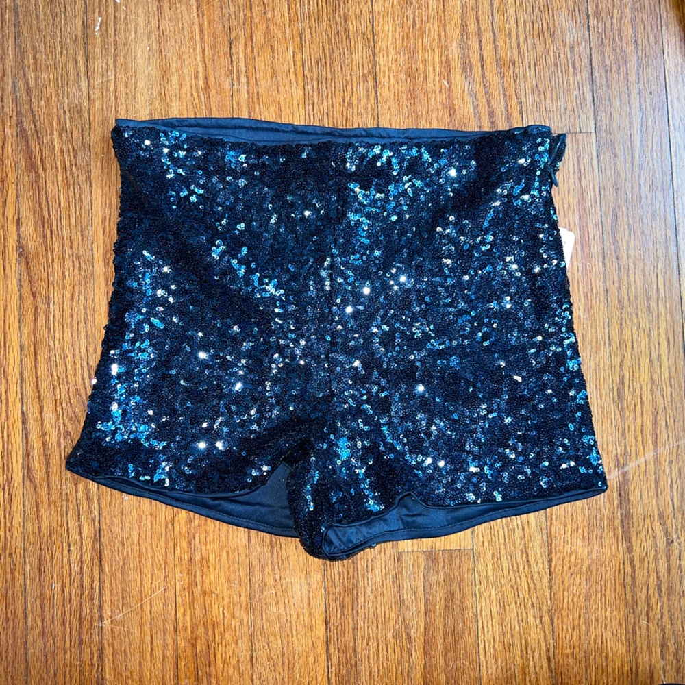 Forever 21- Navy Sequin Shorts Size: Medium